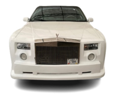 Front Of rolls Royce in edmonton legislature